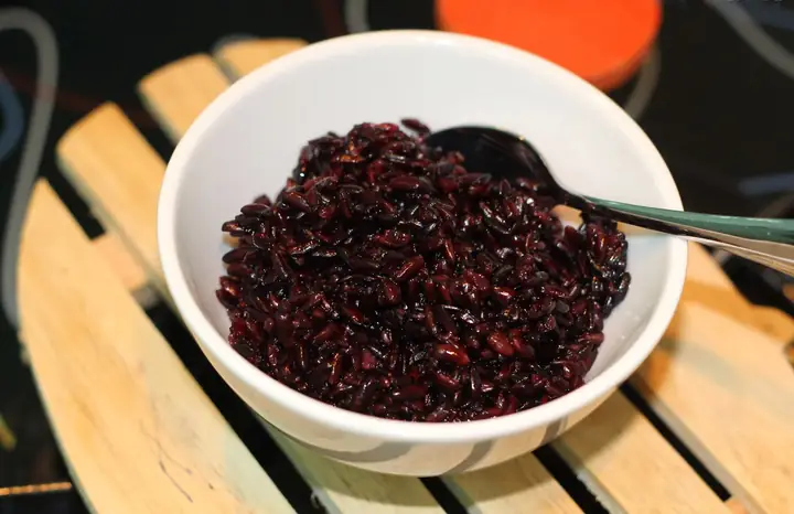 Bà Bầu Ăn Nếp Cẩm Có Tốt Không? Lợi Ích, Lưu Ý Và Thời Điểm Nên Ăn Bà Bầu Ăn Nếp Cẩm Có Tốt Không? Lợi Ích, Lưu Ý Và Thời Điểm Nên Ăn