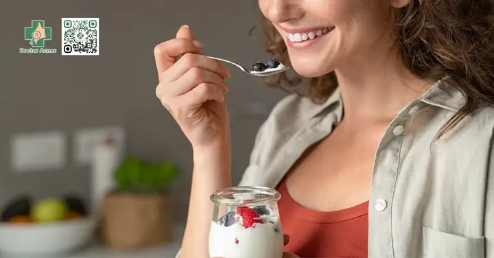 Bị Mụn Có Nên Ăn Sữa Chua Không? Hướng Dẫn Cách Ăn Đúng Để Cải Thiện Da Bị Mụn Có Nên Ăn Sữa Chua Không? Hướng Dẫn Cách Ăn Đúng Để Cải Thiện Da