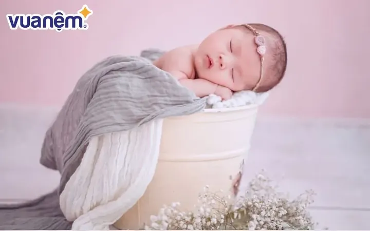 Bố Tên Bình Đặt Tên Con Là Gì? Gợi Ý Tên Đệm Và Biệt Danh Ý Nghĩa Nhất