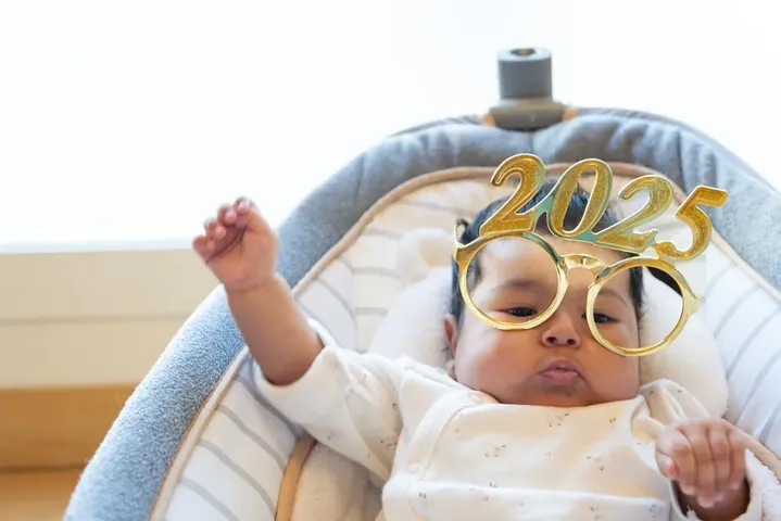 Cách Đặt Tên Con Hợp Tuổi Bố Mẹ 2026 Theo Phong Thủy Và Ngũ Hành