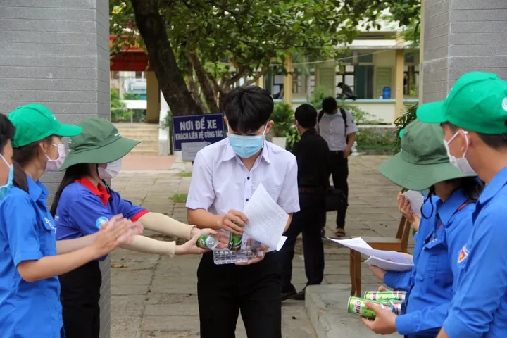 Ý Nghĩa Thật Sự Của Thành Ngữ "chỉ Mặt Đặt Tên" Là Gì Và Cách Dùng Chuẩn Xác Ý Nghĩa Thật Sự Của Thành Ngữ "chỉ Mặt Đặt Tên" Là Gì Và Cách Dùng Chuẩn Xác