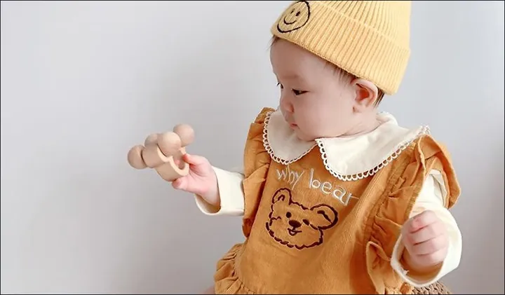 Đặt Tên Bé Gái Họ Hoàng Có Cần Xem Xét Hợp Tuổi Bố Mẹ Không?