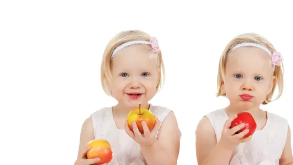 Gợi Ý Đặt Tên Cho Con Gái Sinh Đôi Hay, Ý Nghĩa Và Dễ Gọi Nhất