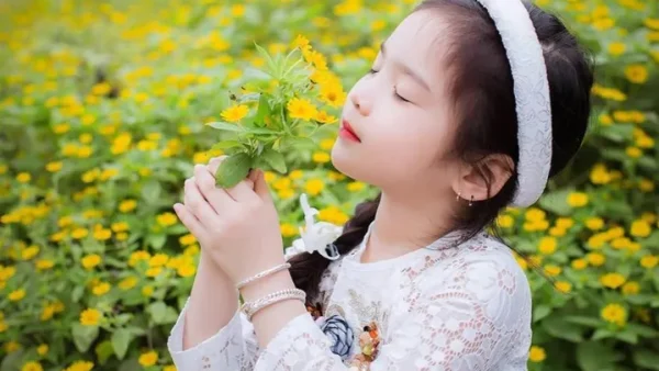 Đặt Tên Cho Con Gái Ý Nghĩa: Top Gợi Ý Hay, May Mắn Và Hợp Phong Thủy