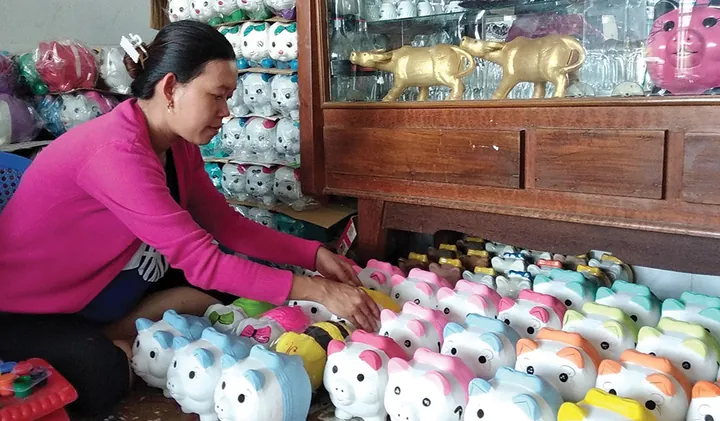 Ý Tưởng Cá Nhân Hóa: In Tên, Lời Chúc Hoặc Logo Lên Heo Đất