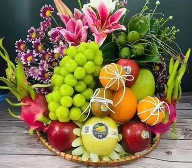 Mâm Ngũ Quả Ngày Tết: Gợi Ý Tên Gọi, Ý Nghĩa Và Cách Bày Trí Chuẩn Phong Tục 3 Miền