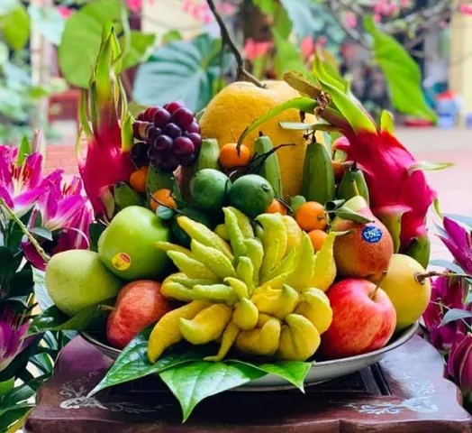 Mâm Ngũ Quả Ngày Tết Là Gì Và Có Ý Nghĩa Như Thế Nào Trong Văn Hóa Việt?