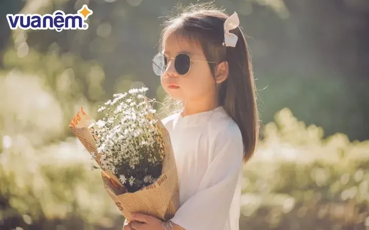 Đặt Tên Con Gái Có Chữ Lót Là Khánh: Gợi Ý Tên Hay, Ý Nghĩa Và Hợp Mệnh