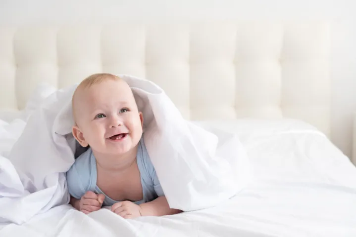 Con Gái Lót Chữ Thiên Dịu Dàng Và Hiền Thục Con Gái Lót Chữ Thiên Dịu Dàng Và Hiền Thục