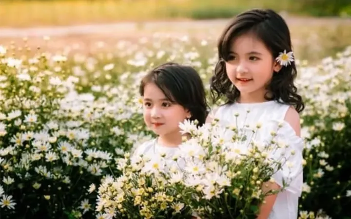 Tại Sao Xu Hướng Đặt Tên Con Gái Theo Các Loài Hoa Lại Được Ưa Chuộng?