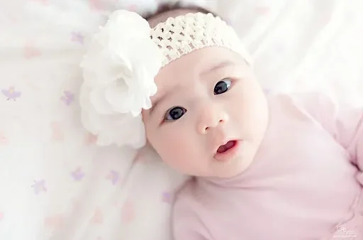 Đặt Tên Con Gái Theo Tuổi Bố Mẹ 2026: Gợi Ý Tên Hay, Hợp Phong Thủy Và Ý Nghĩa
