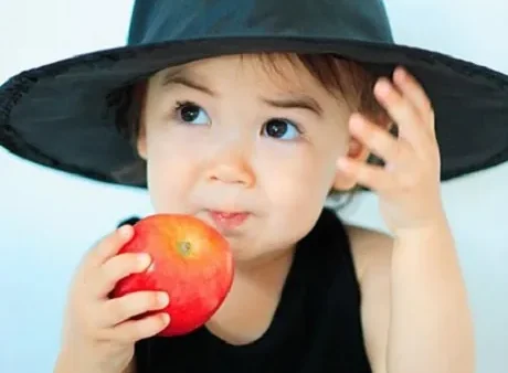 Đặt Tên Con Theo Trái Cây: Gợi Ý Các Nickname Hệ Hoa Quả Dễ Thương, Ý Nghĩa Cho Bé