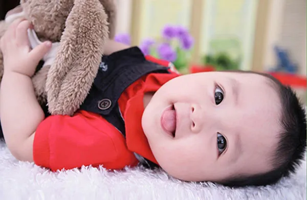 Bé Trai Bính Thân 2016 Hợp Với Những Bộ Thủ Nào Trong Phong Thủy?
