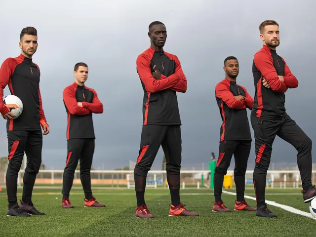 Gợi Ý 100+ Tên Đội Bóng Hay, Độc Lạ Và Ý Nghĩa Nhất Cho Team Của Bạn Gợi Ý 100+ Tên Đội Bóng Hay, Độc Lạ Và Ý Nghĩa Nhất Cho Team Của Bạn