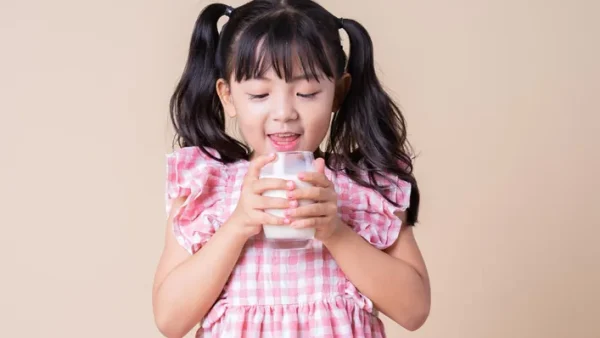 Gợi Ý 500+ Tên Ở Nhà Cho Bé Gái 2026 Dễ Thương, Ý Nghĩa Và Độc Lạ Nhất
