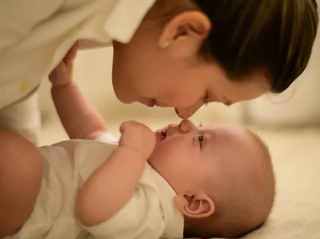 Tại Sao Ba Mẹ Nên Chọn Tên Tiếng Anh Ở Nhà Cho Bé Gái? Tại Sao Ba Mẹ Nên Chọn Tên Tiếng Anh Ở Nhà Cho Bé Gái?