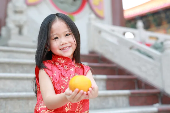 娜 (nà - Na) Mang Ý Nghĩa Xinh Đẹp, Yểu Điệu Và Duyên Dáng 娜 (nà - Na) Mang Ý Nghĩa Xinh Đẹp, Yểu Điệu Và Duyên Dáng