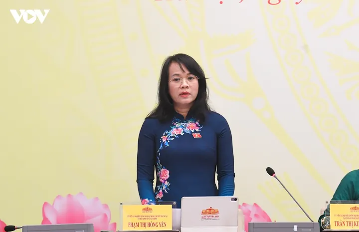 Gợi Ý Tên Bé Gái Họ Lục Mang Lại Bình An, Phúc Lộc Gợi Ý Tên Bé Gái Họ Lục Mang Lại Bình An, Phúc Lộc