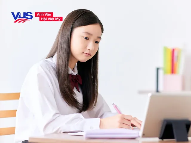 Ý Nghĩa Tên Alexa Là Gì? Nguồn Gốc, Đặc Điểm Và Các Biến Thể Phổ Bến Cho Bé Gái