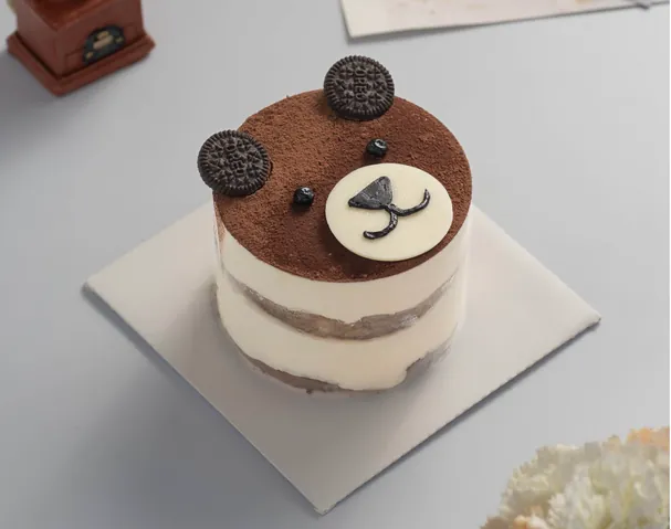 Tiramisu Là Gì? Giải Mã Ý Nghĩa Và Nguồn Gốc Thật Sự Của Chiếc Bánh Ngọt Đến Từ Nước Ý