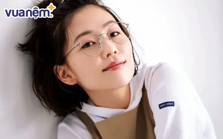 Tên Bích Huyền Có Ý Nghĩa Gì Đặc Biệt Đối Với Con Gái? Tên Bích Huyền Có Ý Nghĩa Gì Đặc Biệt Đối Với Con Gái?