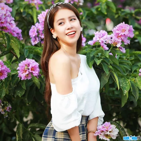 Tên Bùi Hoàng Yến Có Ý Nghĩa Gì?