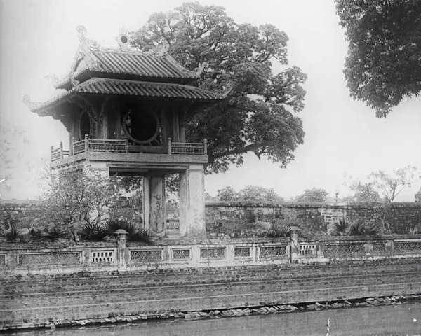 Khuê Văn Các Và Các Cổng Văn Miếu Được Xây Dựng Vào Thời Gian Nào? Khuê Văn Các Và Các Cổng Văn Miếu Được Xây Dựng Vào Thời Gian Nào?