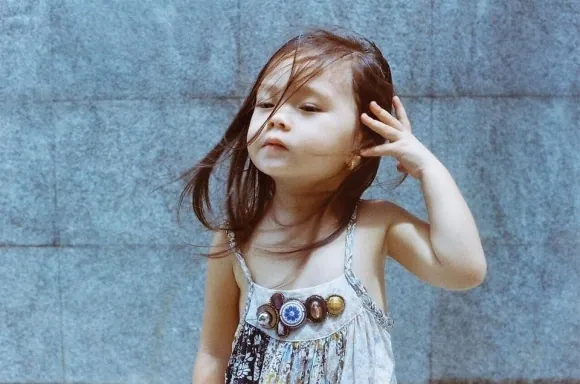 Vì Sao Nghệ Sĩ Elly Trần Lại Chọn Đặt Tên Mộc Trà Cho Con Gái? Vì Sao Nghệ Sĩ Elly Trần Lại Chọn Đặt Tên Mộc Trà Cho Con Gái?