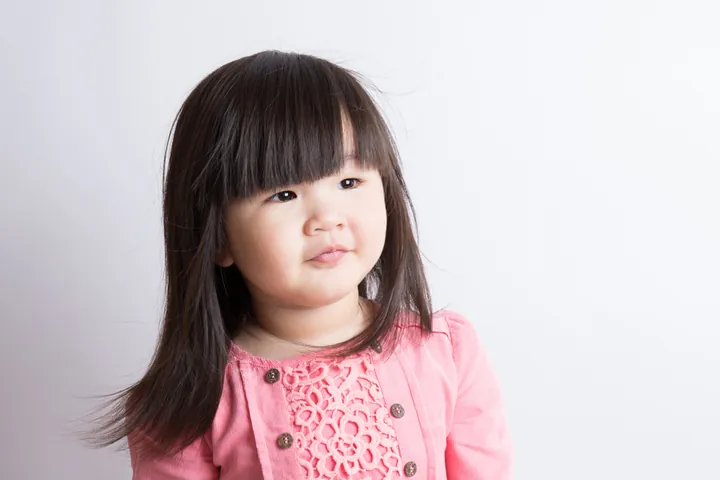 Chim Yến Rực Rỡ Màu Sắc Tượng Trưng Cho Tên Cẩm Bội Chim Yến Rực Rỡ Màu Sắc Tượng Trưng Cho Tên Cẩm Bội