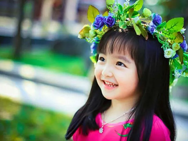 Ý Nghĩa Tên Carmen Là Gì? Khám Phá Nguồn Gốc, Biểu Tượng Tình Yêu Và Sức Hút Của Cái Tên Độc Đáo Dành Cho Bé Gái