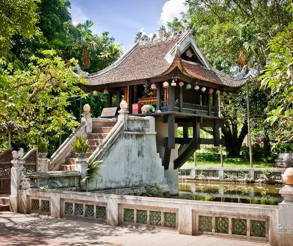 Tên Gọi Ban Đầu Liên Hoa Đài Mang Tầng Ý Nghĩa Tâm Linh Nào?