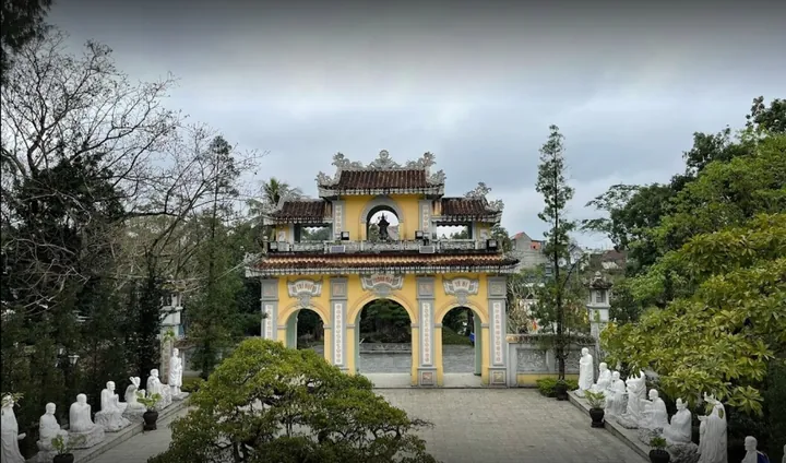 Ý Nghĩa Tên Chùa Tường Vân Là Gì? Nguồn Gốc Và Giá Trị Tâm Linh