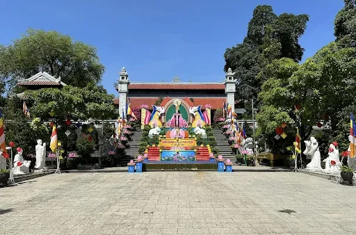 Ý Nghĩa Tên Chùa Tường Vân Huế Là Gì Và Lịch Sử Hình Thành Ngôi Cổ Tự Xứ Huế