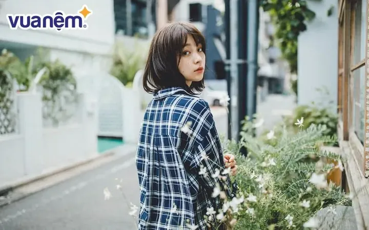 Viên Ngọc Quý Giá Tượng Trưng Cho Sự Thanh Cao Và Trong Sáng Viên Ngọc Quý Giá Tượng Trưng Cho Sự Thanh Cao Và Trong Sáng