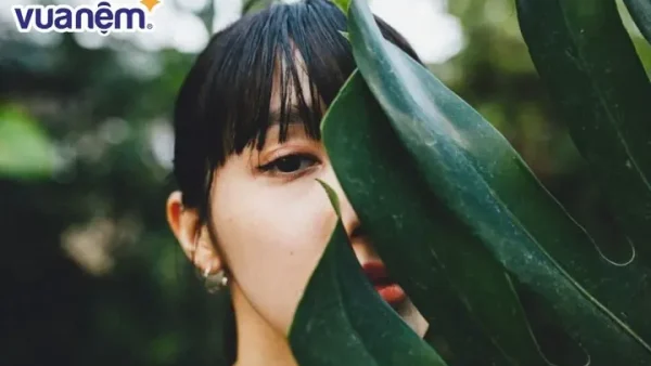 Ý Nghĩa Tên Con Gái Ngọc Là Gì? Giải Mã Vận Mệnh, Phong Thủy Và Gợi Ý Tên Đệm Hay