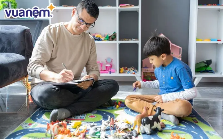 Ý Nghĩa Kết Hợp Tên Đệm "hoàng" Và Tên Chính "quang"