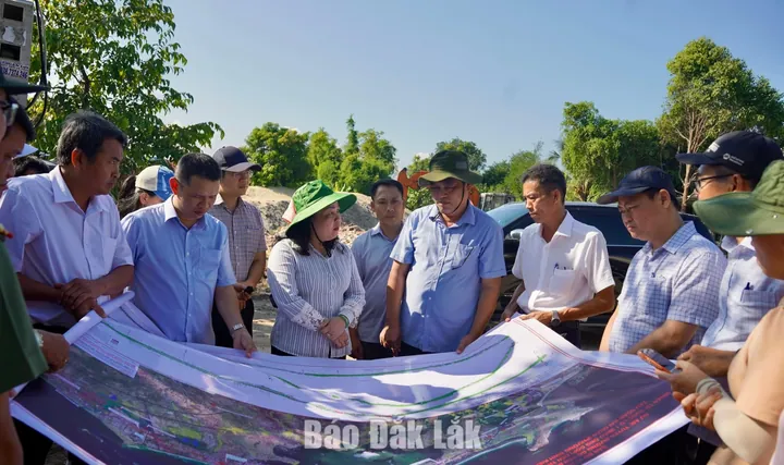 Tên Chính "hoa" Ẩn Chứa Thông Điệp Gì? Tên Chính "hoa" Ẩn Chứa Thông Điệp Gì?