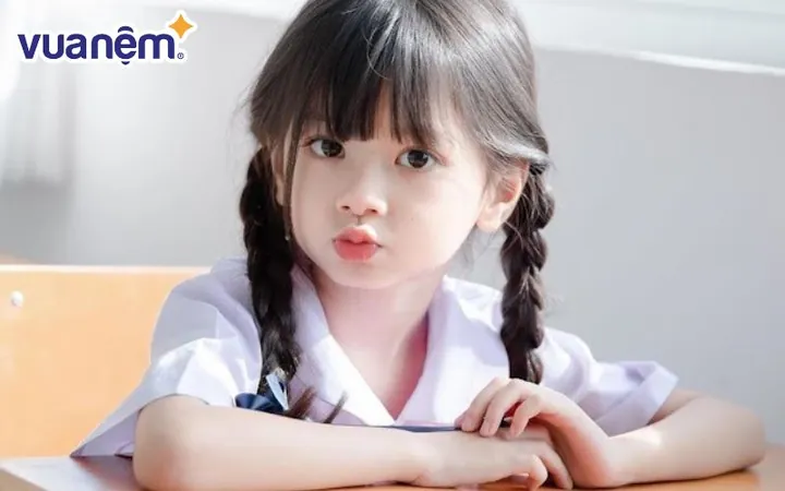 Có Những Biệt Danh Nào Ở Nhà Dễ Thương Cho Bé Tên Tố Uyên?